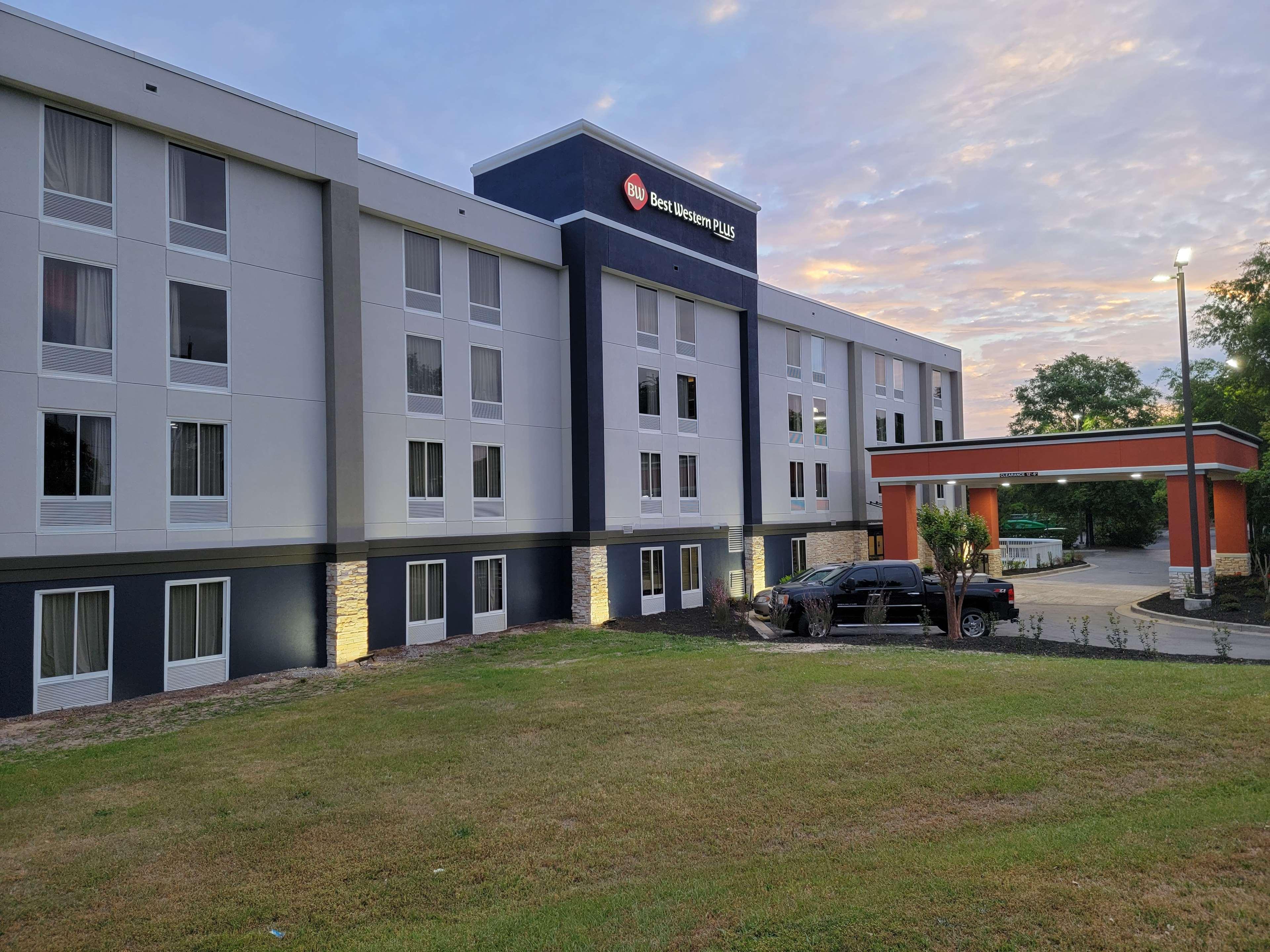 Best Western Plus Lexington Inn Exterior photo